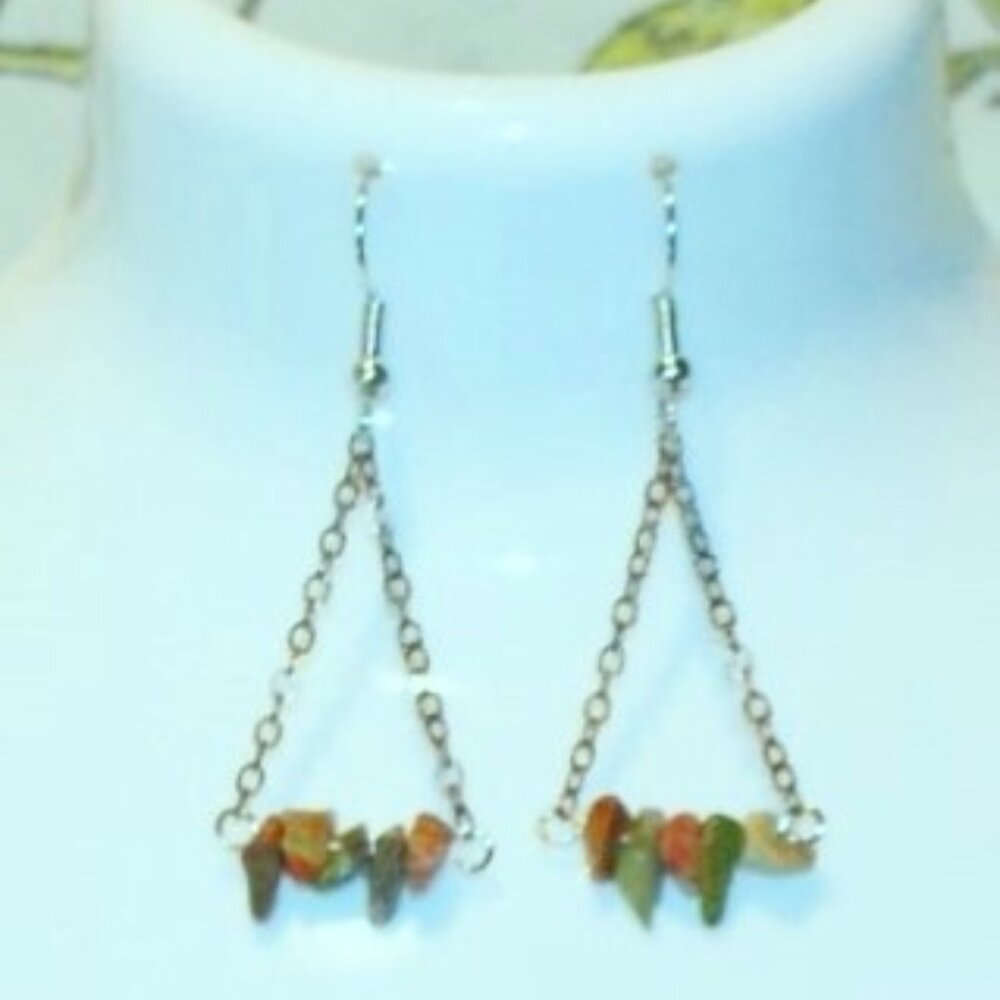 Stone chip dangle earrings ED-15-044